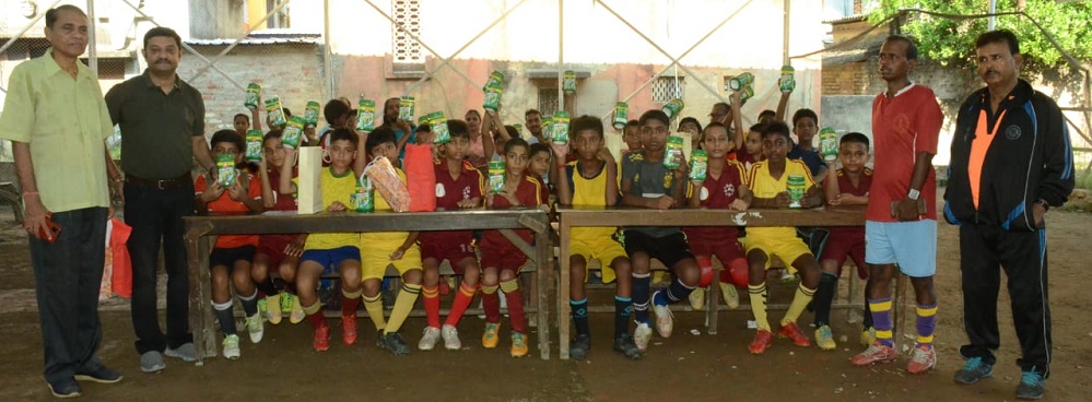 Energize India: Dabur Glucose promotes Young Athletes in Kolkata